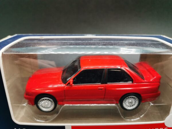 BMW M3 E30 ROUGE NOREV 1/43 – Image 3