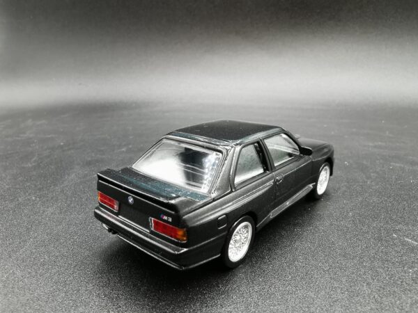 BMW M3 E30 NOIRE NOREV 1/43 – Image 5