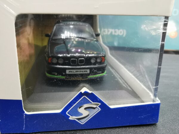 ALPINA B10 BITURBO BASE E34 DIAMOND BLACK WITH GREEN AND BLUE STRIPES SOLIDO 1/43 EME – Image 4