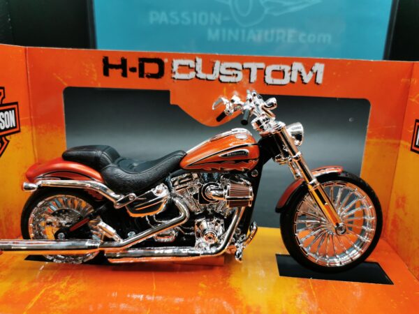 HARLAY DAVIDSON CVO BREAKOUT 2014 MAISTO 1/12 EME