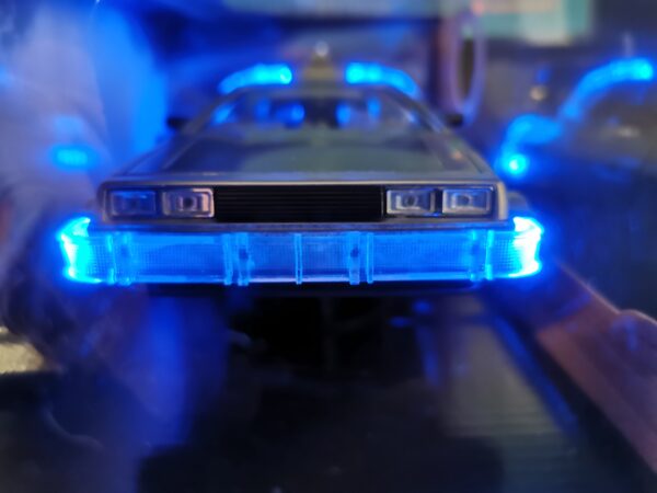 DELOREAN RETOUR VERS LE FUTUR II JADA 1/24 EME – Image 5