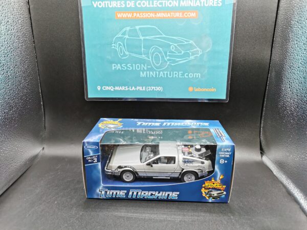 DELOREAN RETOUR VERS LE FUTUR II WELLY 1/24 EME – Image 2