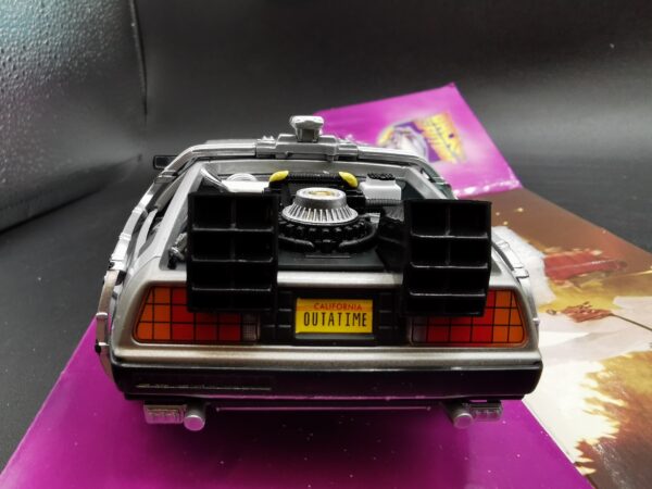 DELOREAN RETOUR VERS LE FUTUR I WELLY 1/24 EME – Image 6
