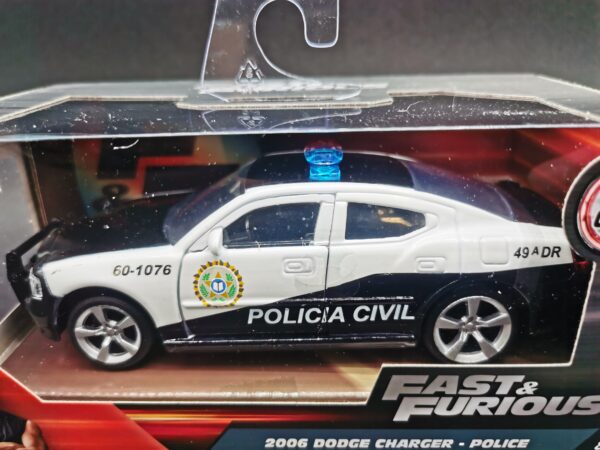 DODGE CHARGER POLICE 2006 FAST & FURIOUS JADA 1/32 EME