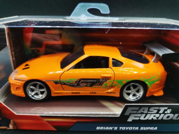 TOYOTA SUPRA ORANGE BRIAN FAST & FURIOUS JADA 1/32 EME