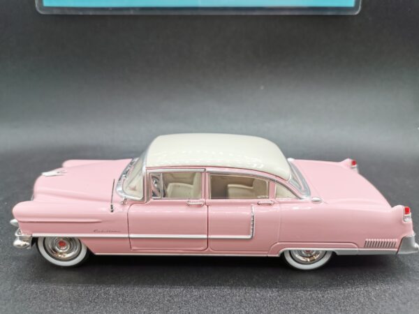 CADILLAC FLEETWOOD SERIES 60 1955 ROSE A TOIT BLANC GREENLIGHT 1/24 EME