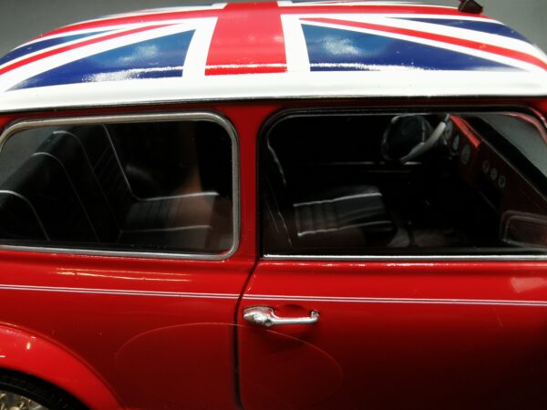 MINI COOPER SPORT REDFIRE & FLAG 1.3I SPORT PACK SOLIDO 1/18 EME – Image 9