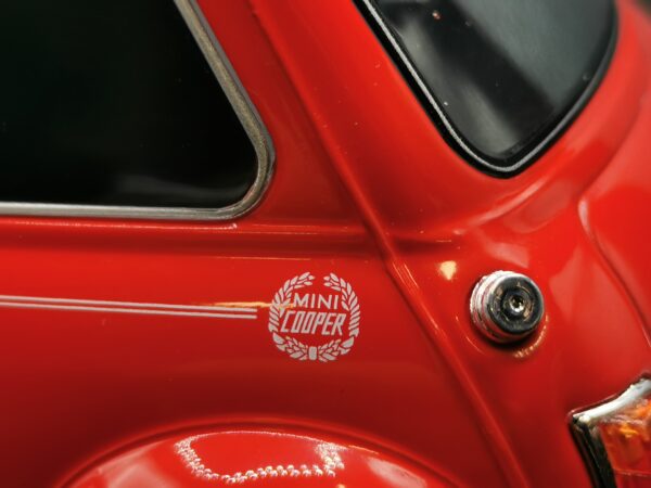 MINI COOPER SPORT REDFIRE & FLAG 1.3I SPORT PACK SOLIDO 1/18 EME – Image 11