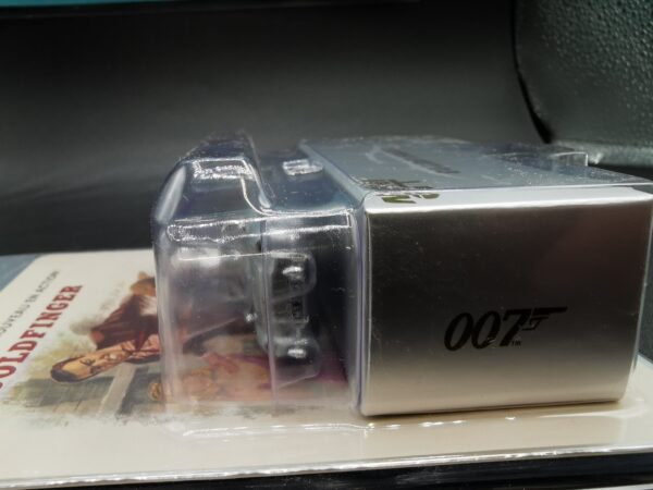 ASTON MARTIN DB5 JAMES BOND GOLDFINGER MINI GT 1/64 EME – Image 5