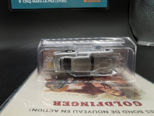 ASTON MARTIN DB5 JAMES BOND GOLDFINGER MINI GT 1/64 EME – Image 7