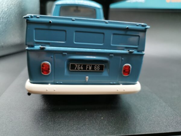 VOLKSWAGEN COMBI PICK UP T2 BLUE PETROL 1968 SOLIDO 1/18 EME – Image 7