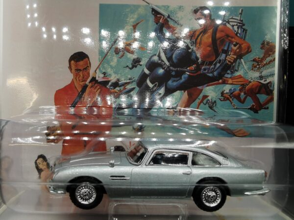 ASTON MARTIN DB5 GRISE JAMES BOND OPERATION TONNERRE 1962 MINI GT 1/64 EME