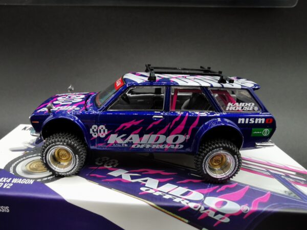 DATSUN 510 4X4 WAGON KAIDO OFFROAD V2 BLUE MINI GT 1/64 EME