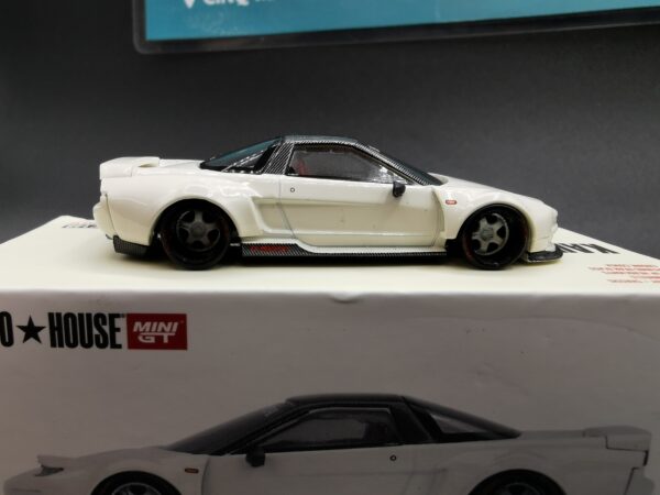 HONDA NSX KAIDO WORKS V2 WHITE MINI GT 1/64 EME