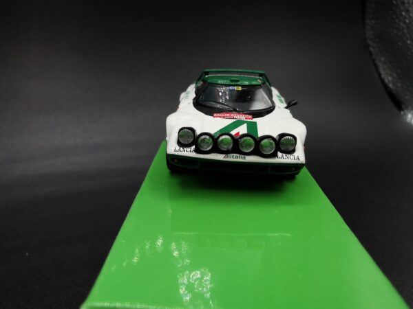 LANCIA STRATOS HF NO11 1975 RALLY SANREMO WINNER MINI GT 1/64 EME – Image 4