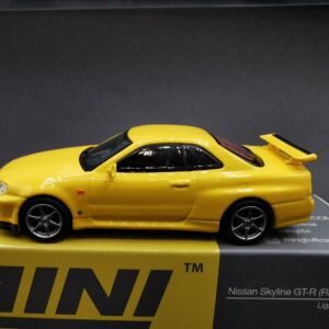 NISSAN SKYLINE GT-R R34 V-SPEC LIGHTING YELLOW MINI GT 1/64 EME