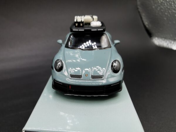 PORSCHE 911 DAKAR SHADE GREEN METALLIC LHD MINI GT 1/64 EME – Image 4
