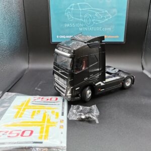 VOLVO FH16 GLOBETROTTER XL BLACK 2022 SOLIDO 1/24 EME