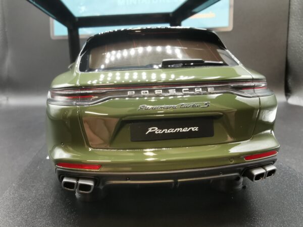 PORSCHE PANAMERA TURBO S SPORT TURISMO GREEN GT SPIRIT 1/18 EME – Image 7