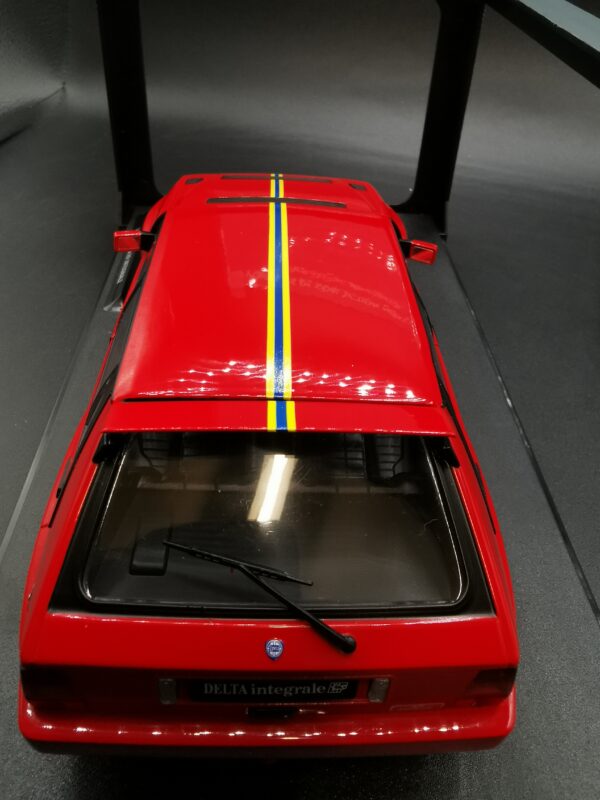 LANCIA DELTA HF INTEGRALE EDIZIONE FINALE 1995 RED SOLIDO 1/18 EME – Image 9