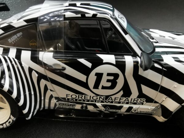 PORSCHE 911 RWB THE ZEBRA 2022 SOLIDO 1/18 EME – Image 10