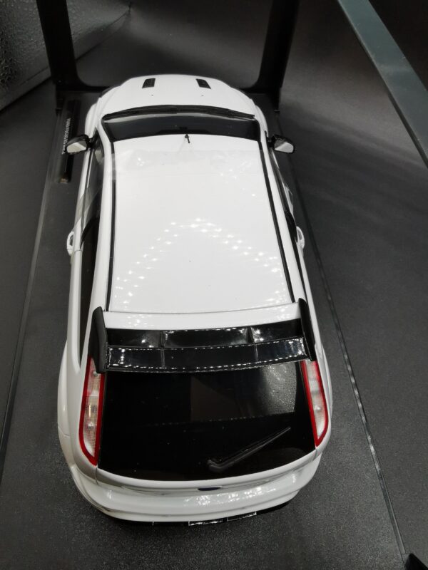 FORD FOCUS RS MK2 FROZEN WHITE 2009 SOLIDO 1/18 EME – Image 7