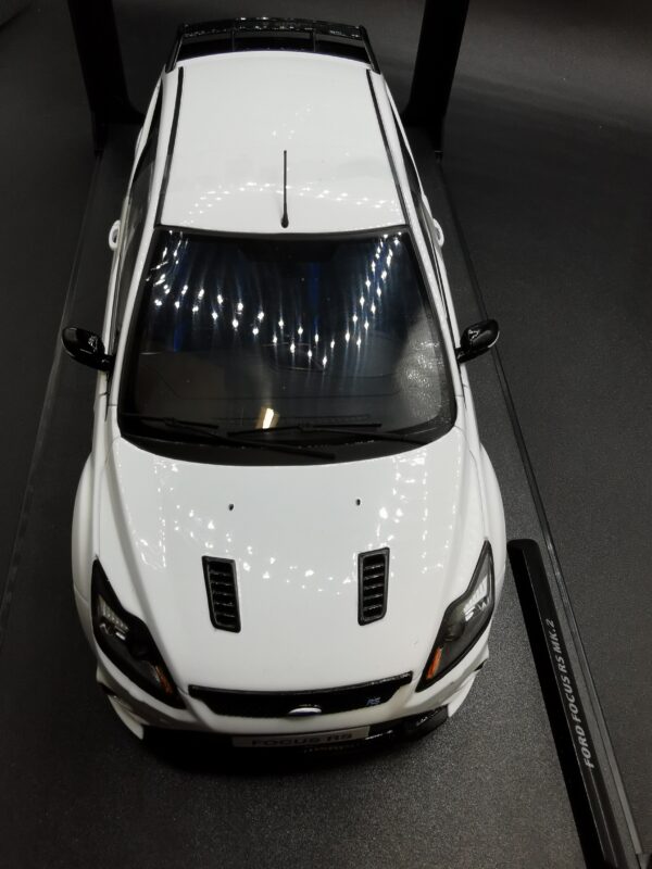 FORD FOCUS RS MK2 FROZEN WHITE 2009 SOLIDO 1/18 EME – Image 10