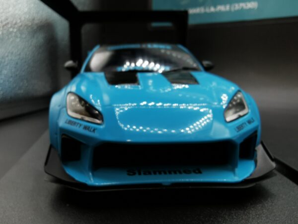 TOYOTA GR86 LBWK BODY KIT BABY BLUE 2024 SOLIDO 1/18 EME – Image 5