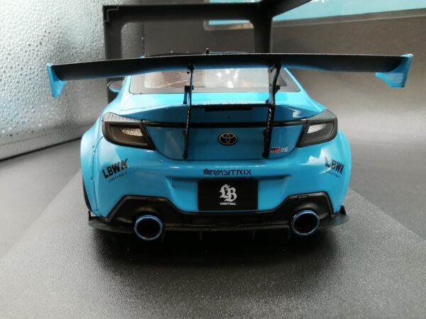 TOYOTA GR86 LBWK BODY KIT BABY BLUE 2024 SOLIDO 1/18 EME – Image 6