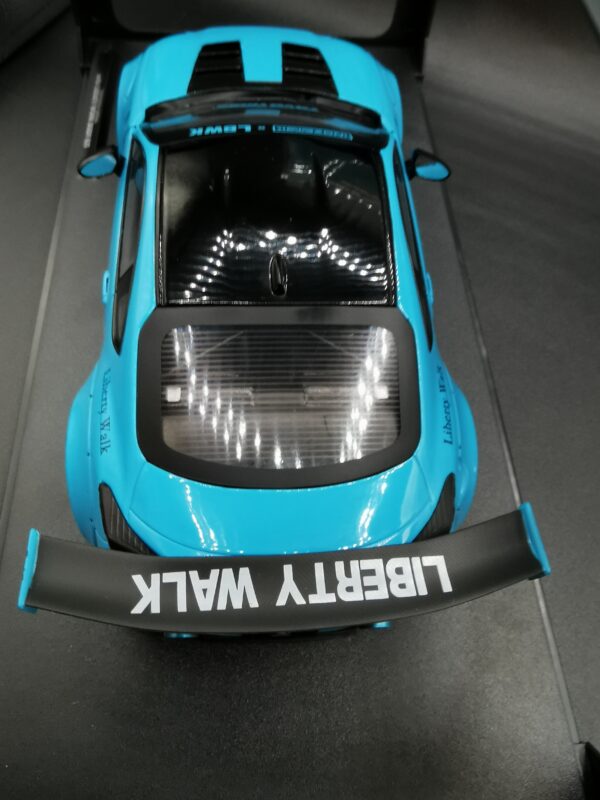 TOYOTA GR86 LBWK BODY KIT BABY BLUE 2024 SOLIDO 1/18 EME – Image 7