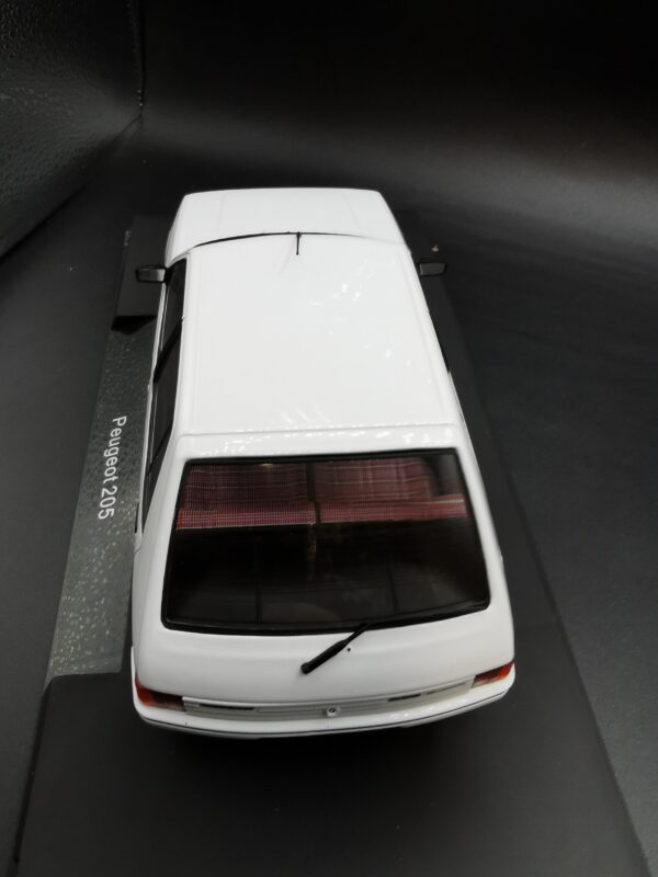 PEUGEOT 205 LACOSTE WHITE 1984 MODELCAR 1/18 EME – Image 10
