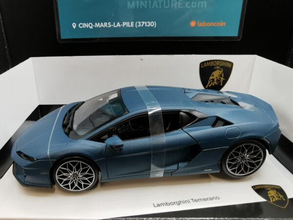 LAMBORGHINI TEMERARIO 2024 BLEU BURAGO 1/18 EME