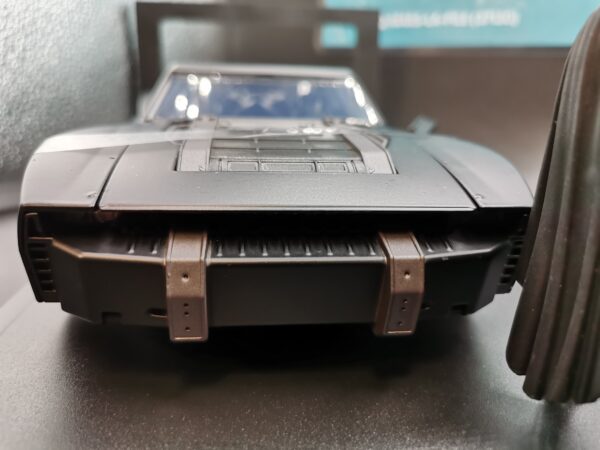 BATMOBILE AVEC BATMAN BLACK JADA 1/18 EME – Image 6