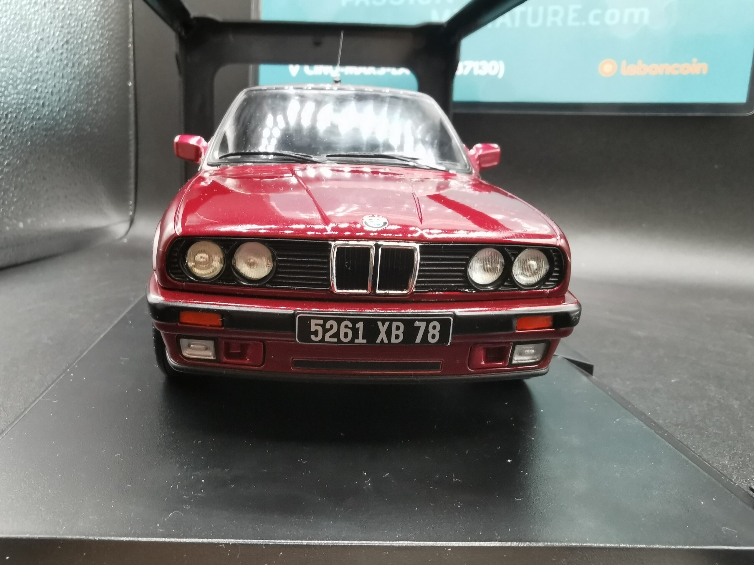 BMW E30 325I TOURING BORDEAU NOREC COLLECTOR 1/18 EME – Image 5