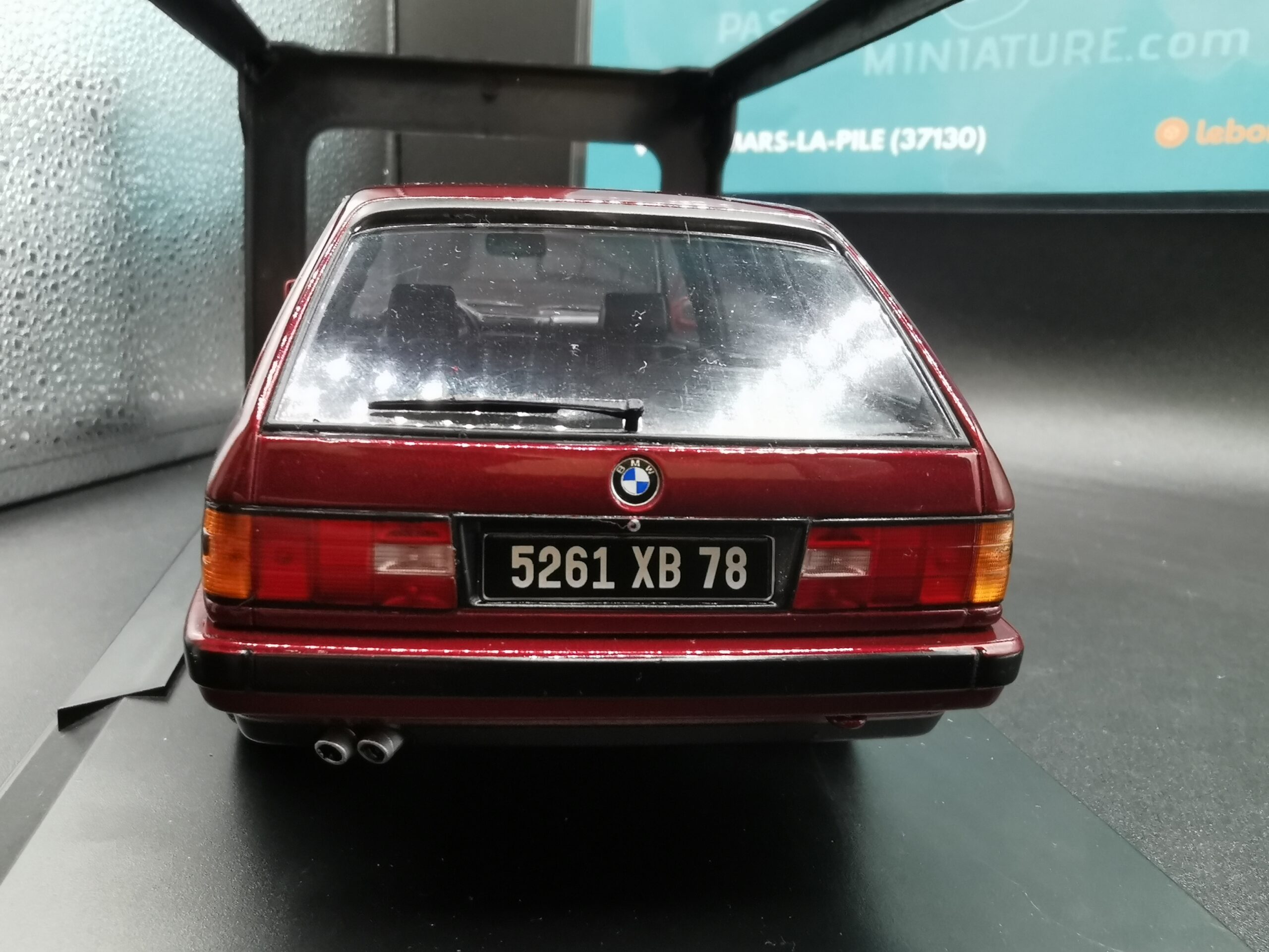 BMW E30 325I TOURING BORDEAU NOREC COLLECTOR 1/18 EME – Image 7
