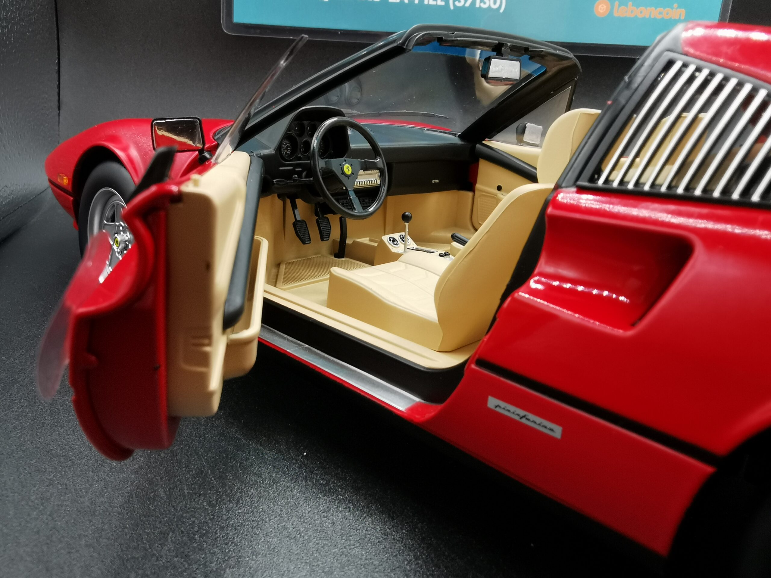 FERRARI 308 GTS QUATTROVALVOLE 1982 ( MAGNUM ) US RED KKSCALE 1/12 EME – Image 11