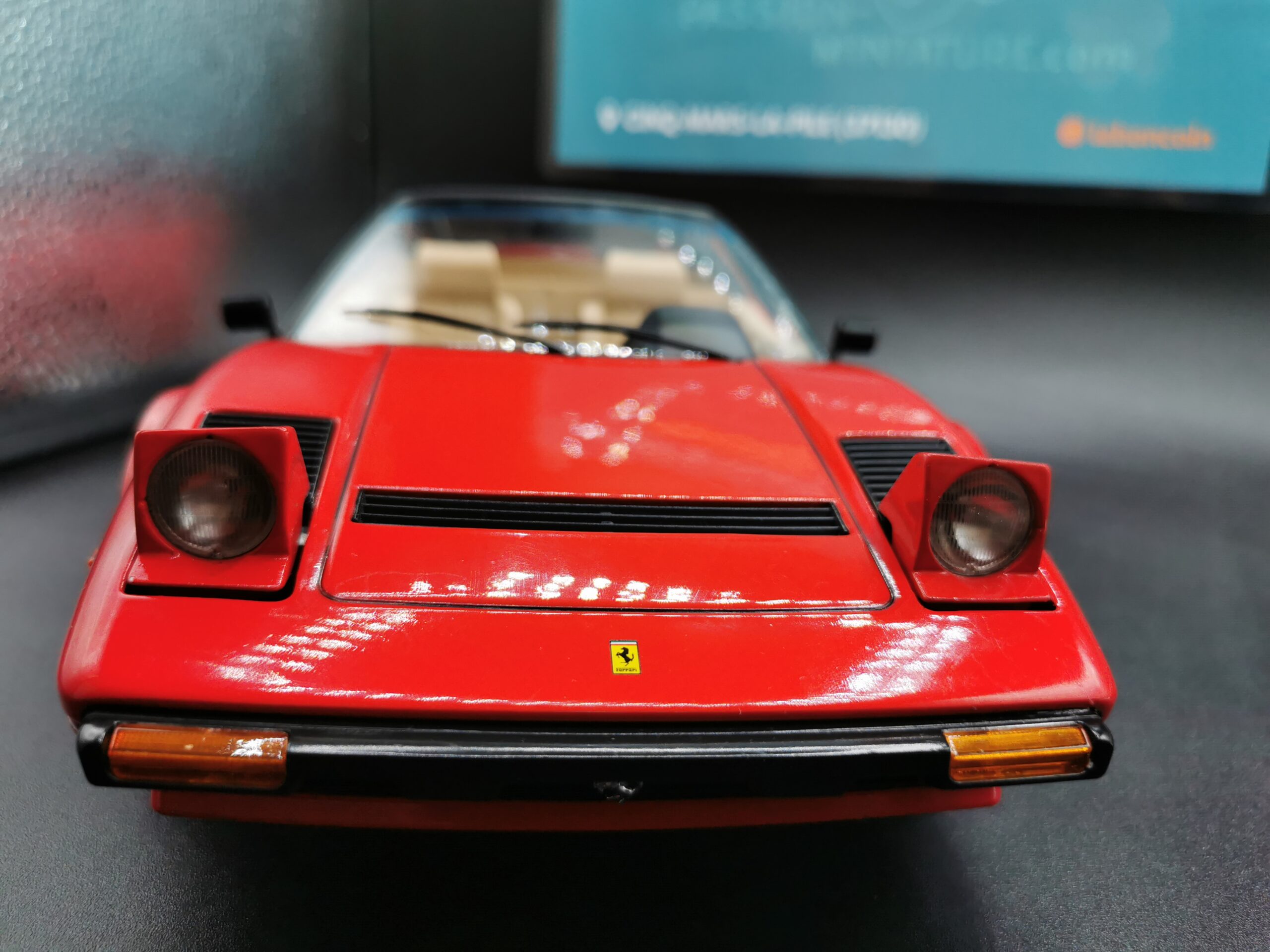 FERRARI 308 GTS QUATTROVALVOLE 1982 ( MAGNUM ) US RED KKSCALE 1/12 EME – Image 14